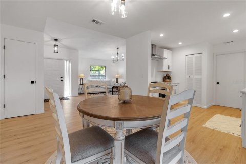 Casa en venta en Sarasota, Florida, 3 dormitorios, 107.4 m2 № 1866909 - foto 7
