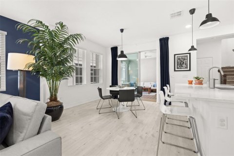 Touwnhouse à vendre à Celebration, Floride: 3 chambres, 164.9 m2 № 2100962 - photo 9
