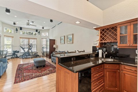 Casa en venta en Pembroke Pines, Florida, 4 dormitorios, 356.56 m2 № 1811760 - foto 26