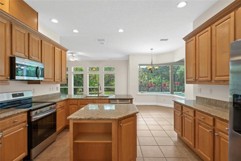 House in Palm Coast, Florida 4 bedrooms, 260.03 sq.m. № 1625283 - photo 15
