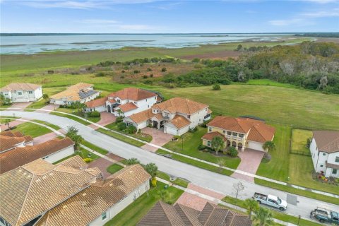 House in BELLALAGO in Kissimmee, Florida 5 bedrooms, 504.27 sq.m. № 1564150 - photo 3