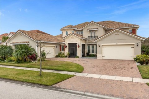 House in BELLALAGO in Kissimmee, Florida 5 bedrooms, 504.27 sq.m. № 1564150 - photo 2