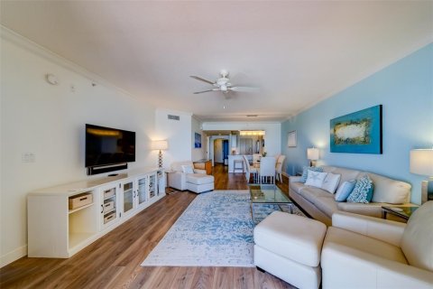 Condo in North Redington Beach, Florida, 3 bedrooms  № 1647745 - photo 21