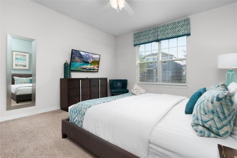 House in SOLARA RESORT in Kissimmee, Florida 6 bedrooms, 352.01 sq.m. № 1919733 - photo 6