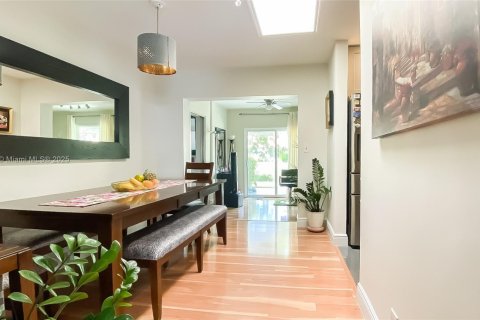 Casa en venta en Margate, Florida, 2 dormitorios, 117.99 m2 № 1725860 - foto 12