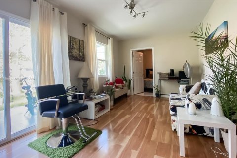 Casa en venta en Margate, Florida, 2 dormitorios, 117.99 m2 № 1725860 - foto 14