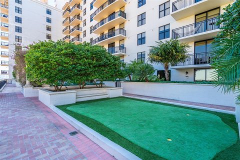 Copropriété à vendre à Coral Gables, Floride: 2 chambres, 100.71 m2 № 2370007 - photo 28