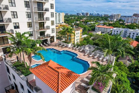 Copropriété à vendre à Coral Gables, Floride: 2 chambres, 100.71 m2 № 2370007 - photo 2