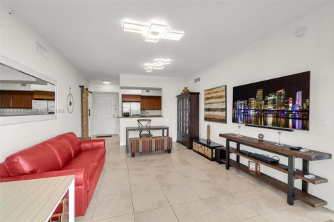 Copropriété à vendre à Coral Gables, Floride: 2 chambres, 100.71 m2 № 2370007 - photo 10