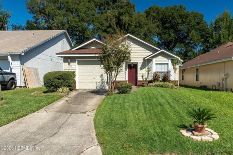 Casa en venta en Jacksonville, Florida, 2 dormitorios, 127.83 m2 № 801667 - foto 1