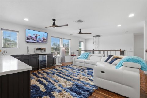 Casa en venta en Seffner, Florida, 5 dormitorios, 303.6 m2 № 2202354 - foto 25