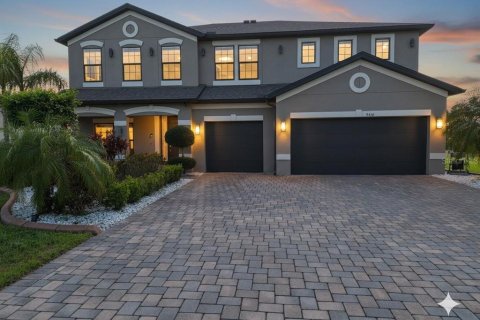 Casa en Seffner, Florida 5 dormitorios, 303.6 m2 № 2202354