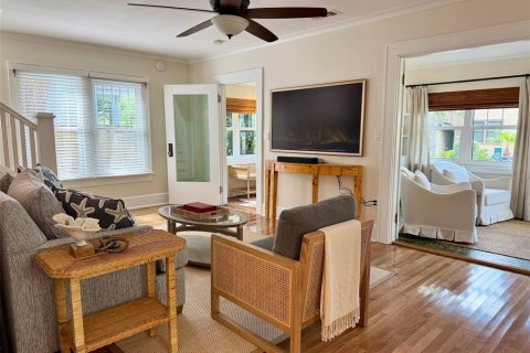 Villa ou maison à louer à Saint Petersburg, Floride: 5 chambres, 290.04 m2 № 1848039 - photo 9