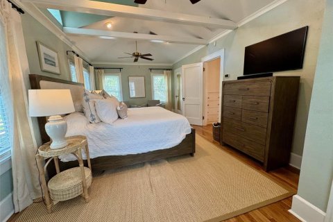 Villa ou maison à louer à Saint Petersburg, Floride: 5 chambres, 290.04 m2 № 1848039 - photo 20