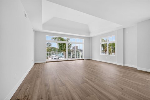 Condo in Palm Beach Shores, Florida, 2 bedrooms № 2088067 - photo 18