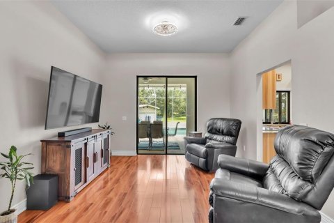 House in Plant City, Florida 3 bedrooms, 212.56 sq.m. № 1885269 - photo 10