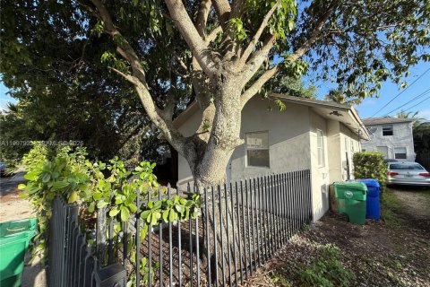 Снять в аренду виллу или дом в Майами, Флорида 3 спальни, 209.31м2, № 2063324 - фото 4