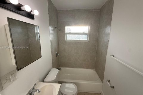 Снять в аренду виллу или дом в Майами, Флорида 3 спальни, 209.31м2, № 2063324 - фото 19