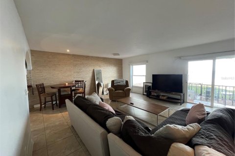 Adosado en venta en Dunedin, Florida, 3 dormitorios, 157.93 m2 № 1629838 - foto 9