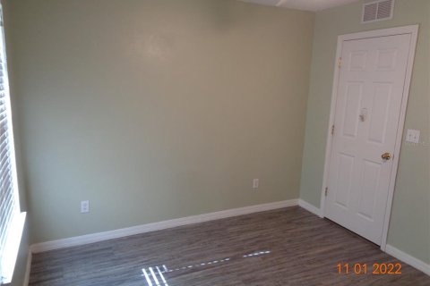 Casa en alquiler en Deltona, Florida, 4 dormitorios, 183.02 m2 № 1614826 - foto 17