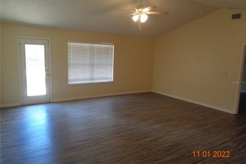 Casa en alquiler en Deltona, Florida, 4 dormitorios, 183.02 m2 № 1614826 - foto 22