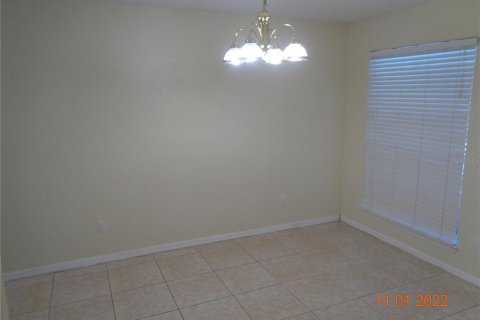 Casa en alquiler en Deltona, Florida, 4 dormitorios, 183.02 m2 № 1614826 - foto 11