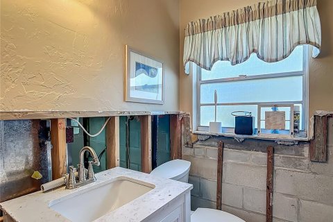 Casa en venta en Crystal River, Florida, 3 dormitorios, 170.75 m2 № 1673347 - foto 12