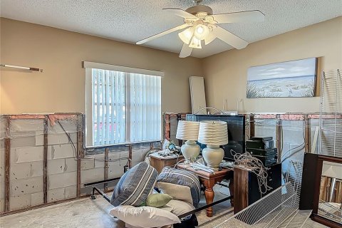 Casa en venta en Crystal River, Florida, 3 dormitorios, 170.75 m2 № 1673347 - foto 15