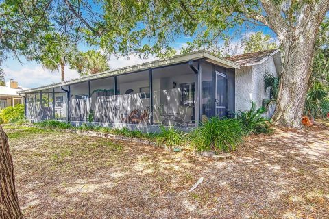 Casa en venta en Crystal River, Florida, 3 dormitorios, 170.75 m2 № 1673347 - foto 30