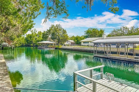 Casa en venta en Crystal River, Florida, 3 dormitorios, 170.75 m2 № 1673347 - foto 3