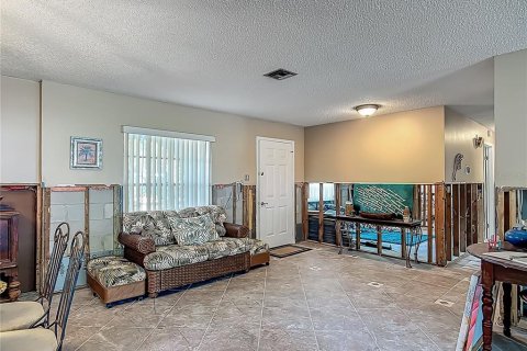 Casa en venta en Crystal River, Florida, 3 dormitorios, 170.75 m2 № 1673347 - foto 7