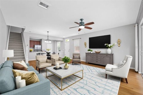 Adosado en alquiler en Tampa, Florida, 3 dormitorios, 162.58 m2 № 1906829 - foto 4