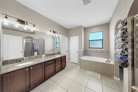 Villa ou maison à vendre à Riverview, Floride: 4 chambres, 195 m2 № 1602436 - photo 28