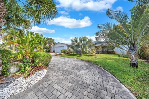 Villa ou maison à vendre à Fort Lauderdale, Floride: 4 chambres, 219.34 m2 № 2041736 - photo 4