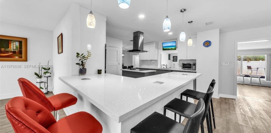 Villa ou maison à Fort Lauderdale, Floride 4 chambres, 219.34 m2 № 2041736