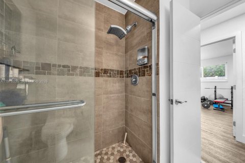 Villa ou maison à vendre à Fort Lauderdale, Floride: 4 chambres, 219.34 m2 № 2041736 - photo 25