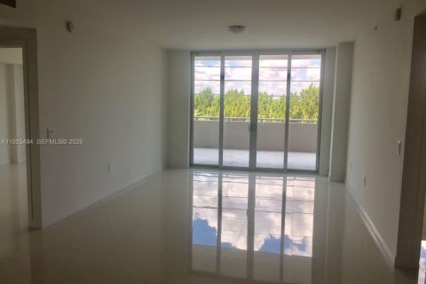 Condominio en alquiler en Doral, Florida, 2 dormitorios, 115.57 m2 № 2010261 - foto 5