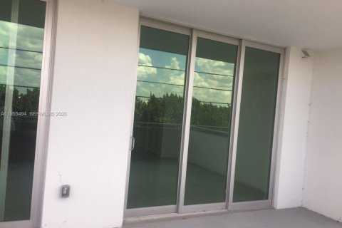 Condominio en alquiler en Doral, Florida, 2 dormitorios, 115.57 m2 № 2010261 - foto 20