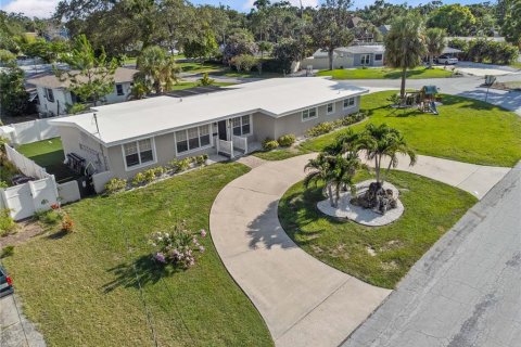 Villa ou maison à Belleair, Floride 3 chambres, 170.29 m2 № 2148864
