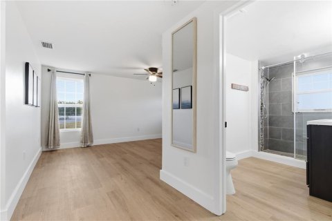 Villa ou maison à louer à Belleair, Floride: 3 chambres, 170.29 m2 № 2148864 - photo 24