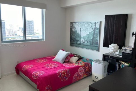Condo in Miami, Florida, 2 bedrooms  № 1864292 - photo 29