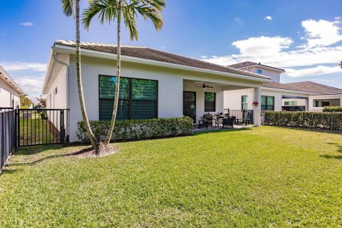 House in Westlake, Florida 3 bedrooms, 214.7 sq.m. № 2399949 - photo 20
