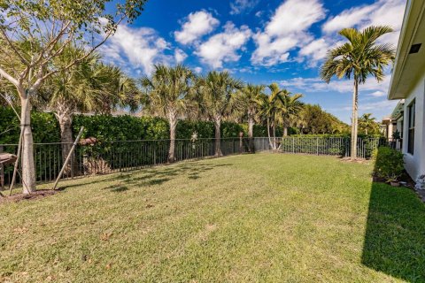 House in Westlake, Florida 3 bedrooms, 214.7 sq.m. № 2399949 - photo 22