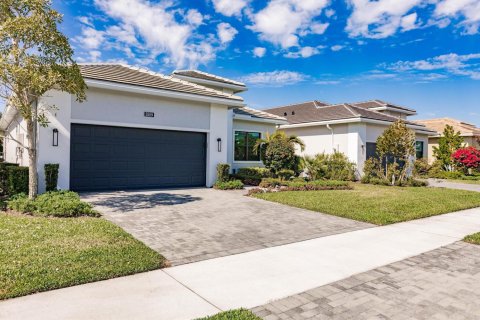 House in Westlake, Florida 3 bedrooms, 214.7 sq.m. № 2399949 - photo 24