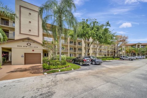 Condominio en venta en Pembroke Pines, Florida, 1 dormitorio, 95.97 m2 № 2185218 - foto 25