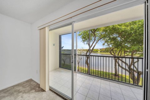 Condominio en venta en Pembroke Pines, Florida, 1 dormitorio, 95.97 m2 № 2185218 - foto 18