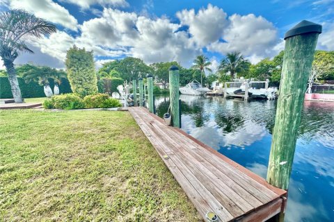 Land in North Miami, Florida № 2016159