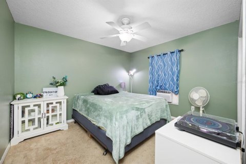 House in Palmetto, Florida 3 bedrooms, 124.77 sq.m. № 2208199 - photo 20