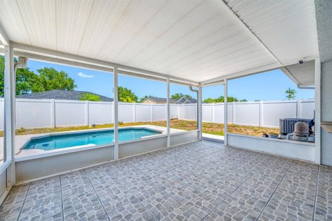 House in Palmetto, Florida 3 bedrooms, 124.77 sq.m. № 2208199 - photo 28