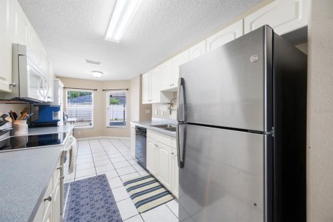 House in Palmetto, Florida 3 bedrooms, 124.77 sq.m. № 2208199 - photo 14
